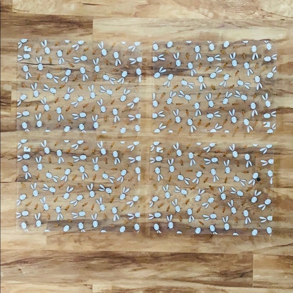 Crate&barrel Easter Bunny Easy Care Placemats - Picture 5 of 11